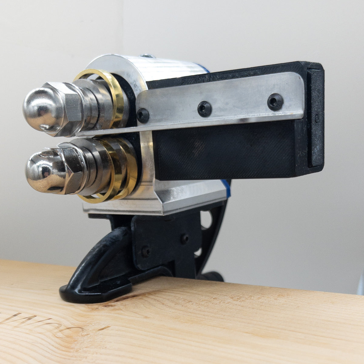Roxxanne's Wool Cutter - Model C